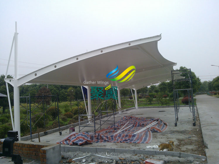 昆山張浦膜結構車棚定制安裝