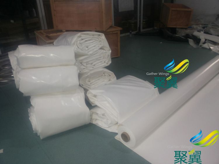 白色PVC膜布1100g規格：長18米寬6米