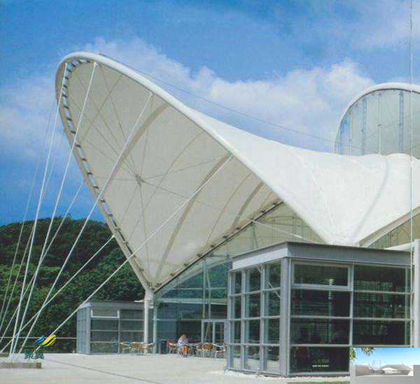 上海膜結構車棚膜結構建筑的三大優點