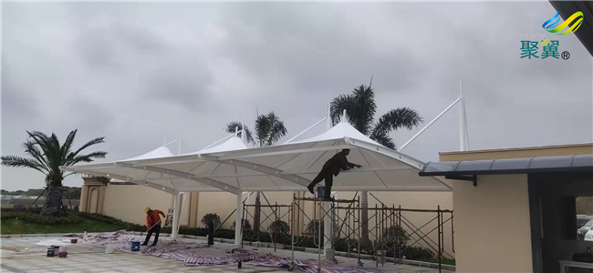 膜結構帽頂車棚03